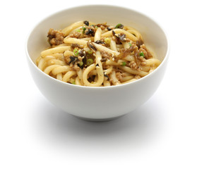 dan dan noodles, chinese sichuan cuisine, after mixed