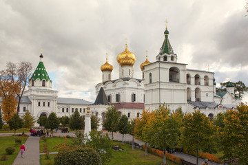 Fototapeta na wymiar Christianity cathedral in Russia, Kostroma city, Ipatievsky monastery, Cradle of the house of Romanovs