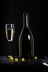 Obraz premium Bunch of green grapes