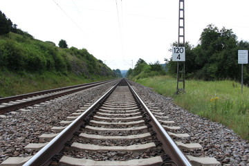 Naklejka premium Binari all'infinito