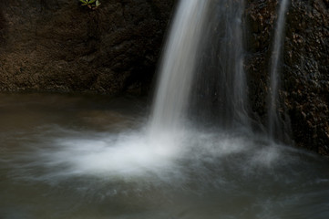 Fototapeta na wymiar Mountain Pine Ridge Reserve, Waterfall