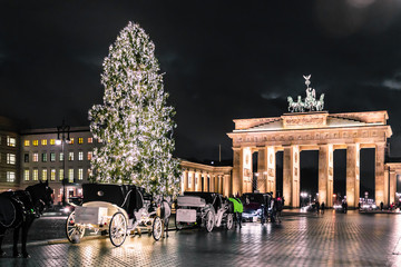 Brandenburg Gate at christimas in Berlin, Germany © lucasinacio.com
