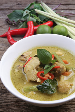 Thai green curry chicken