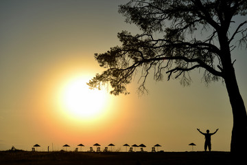 deniz,kum,g&uuml;neş ve doğa