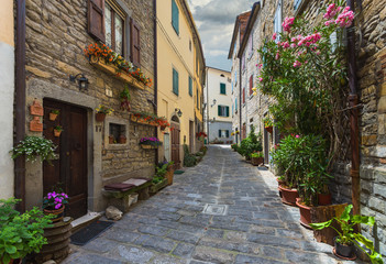 Fototapeta na wymiar Italian street in a small provincial town of Tuscan