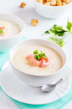 cream soup with shrimps