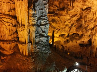 neptune caves