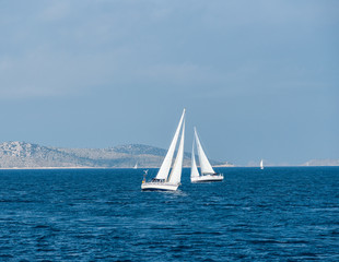 Fototapeta premium Sailing in strong winds
