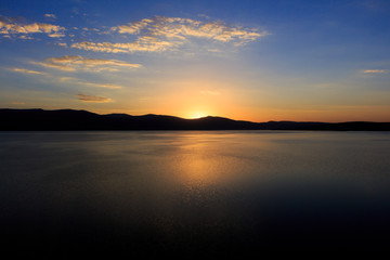 Fototapeta na wymiar Great lake and sunset views