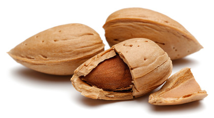 Almonds, shelled almonds