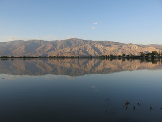 view from diaz lake near lone pine, california
