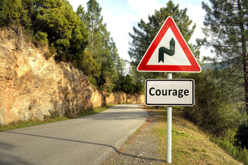 Schild 151 - Courage