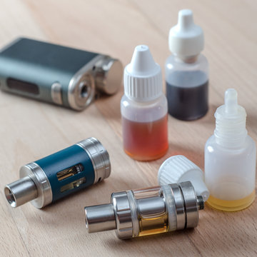 E-cigarettes with lots of different re-fill bottles
