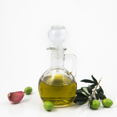 buonissimo extravergine di oliva per un sano condimento e pasta