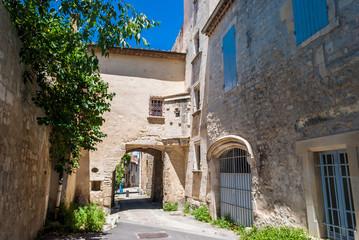 Fototapeta na wymiar Arles touristique.