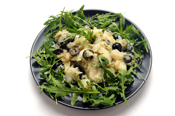 Cod insalata y Eruca vesicaria Cá tuyết salad và rau arugula Gadus macrocephalus morhua Kabeljo Baccalà 바칼라 Merluzzo Klipfisk Cod Klippfiskur Cuisine Sušeni bakalar Klipvis Bakala