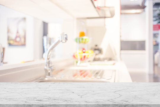 Blur Kitchen Room of The Background (Kitchen foom for use backgr