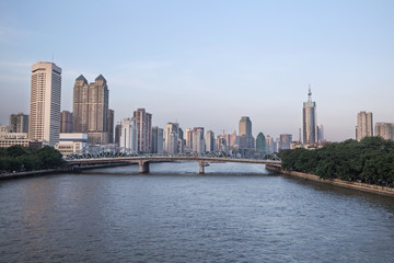 Naklejka premium river in the city