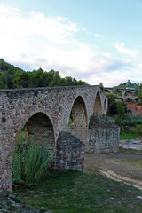 Fototapeta na wymiar Puente viejo de Castellbell y el Vilar, Cataluña (España)