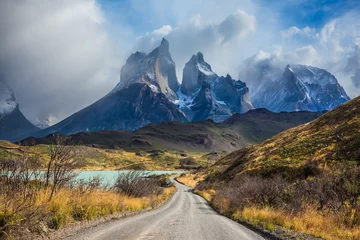Papier Peint photo Cuernos del Paine Patagonia, Torres del Paine National Park