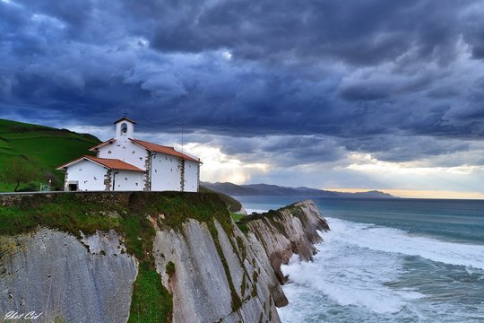 tormenta azul