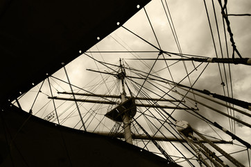 tall ship mast and ropes