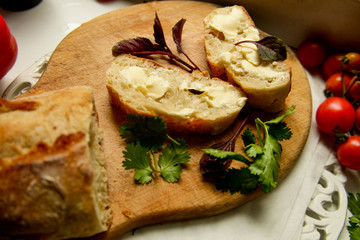 vegeterian diet bread and butter sundwiches with tomatoes