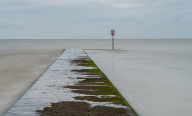 Groyne and marker, Seasalter