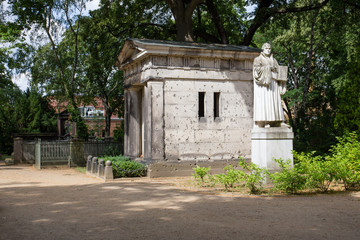 Fototapeta na wymiar Berlin, Friedhof