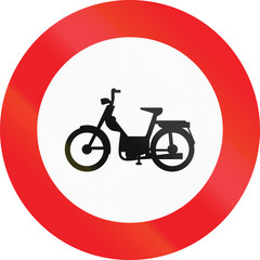 Belgian regulatory road sign - No mopeds