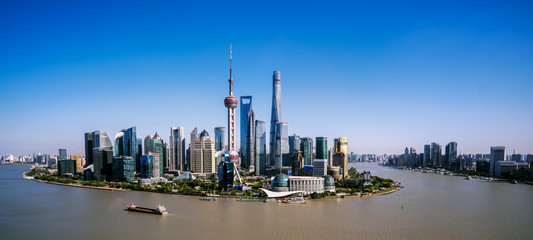 Vue panoramique sur les toits de shanghai au crépuscule, Chine