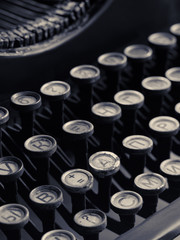 Old type writer, tone shift technique.