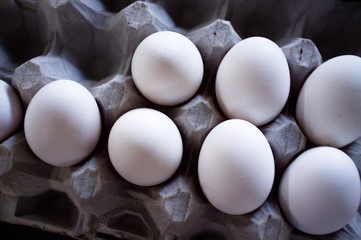 Uova bianche