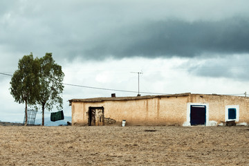 Fototapeta na wymiar Roadside settlement near Mrirt, Khenifra province, Morocco 