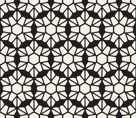 Vector Seamless Black and White Rounded Lace Petal Pattern
