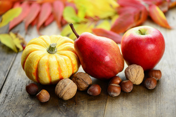 Kürbis Obst Apfel Birne Herbst Laub