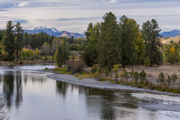 Fototapeta na wymiar Methow River near Winthrop, Washington.