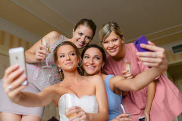 Selfie of the charming bride and bridesmaids