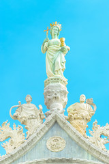 Decoration Elements at roof of Basilica San Marco in Venice, Ita
