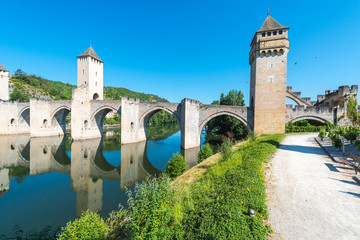 Obraz premium Pont Valentre in Cahors, France.