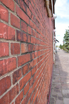 赤レンガ倉庫の壁