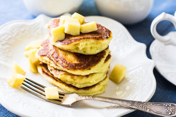 Pancakes with honey