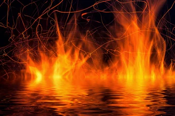 Photo sur Plexiglas Flamme flamme feu eau reflet