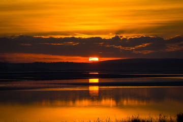 Obraz premium Sunset On The Loughor Estuary