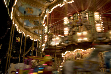man&egrave;ge qui tourne flou