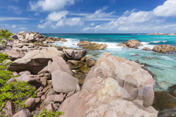 Fototapeta na wymiar Anse Cocos, La Digue, Seychelles