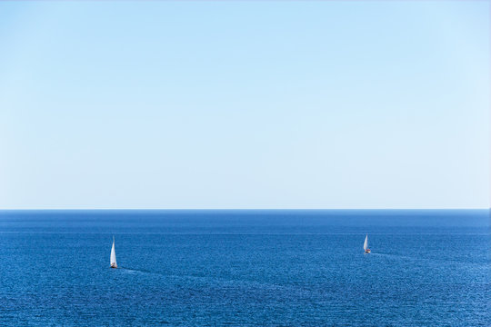 Fototapeta Two yachts on the high seas.