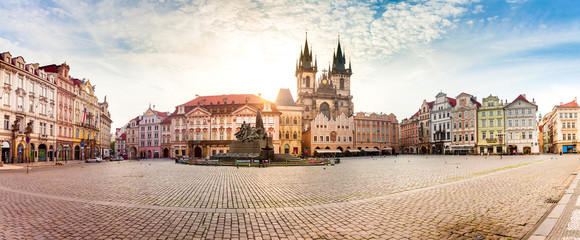 Fototapeta Kostel Panny Marie pred Tynem at the sunrise. Church of the Virgin Mary. Beautiful Old Town Square with the church without people in Romanesque - Gothic style. obraz