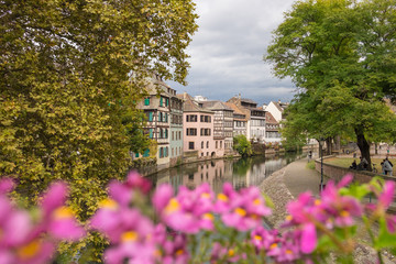 Fototapeta na wymiar Straßburg im Elsass