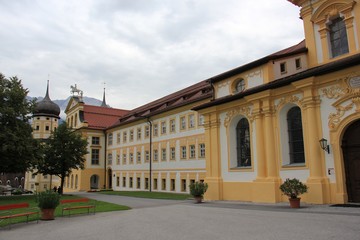 Fototapeta na wymiar Kloster Stams